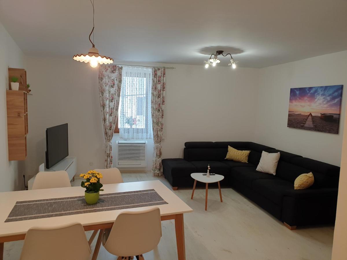 Apartment Old Town Умаг Экстерьер фото