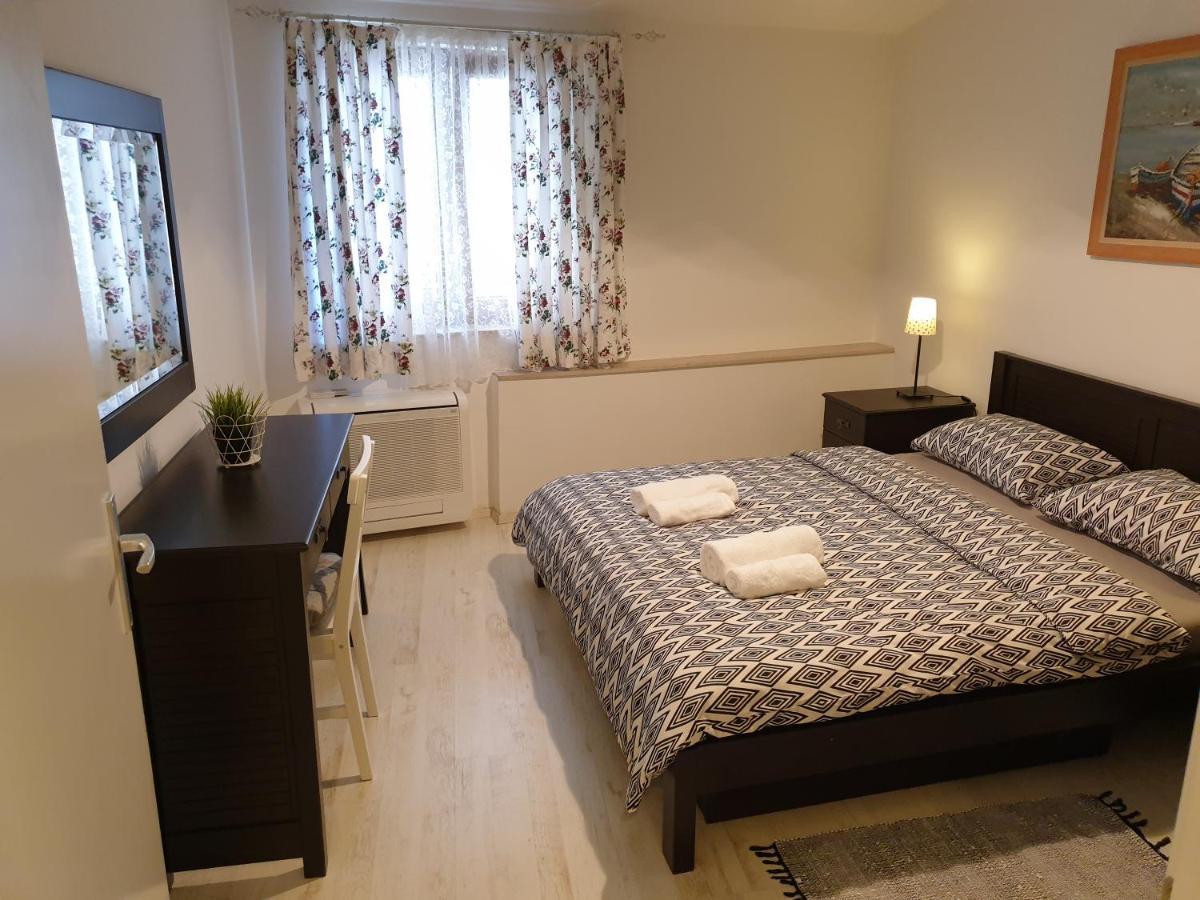 Apartment Old Town Умаг Экстерьер фото