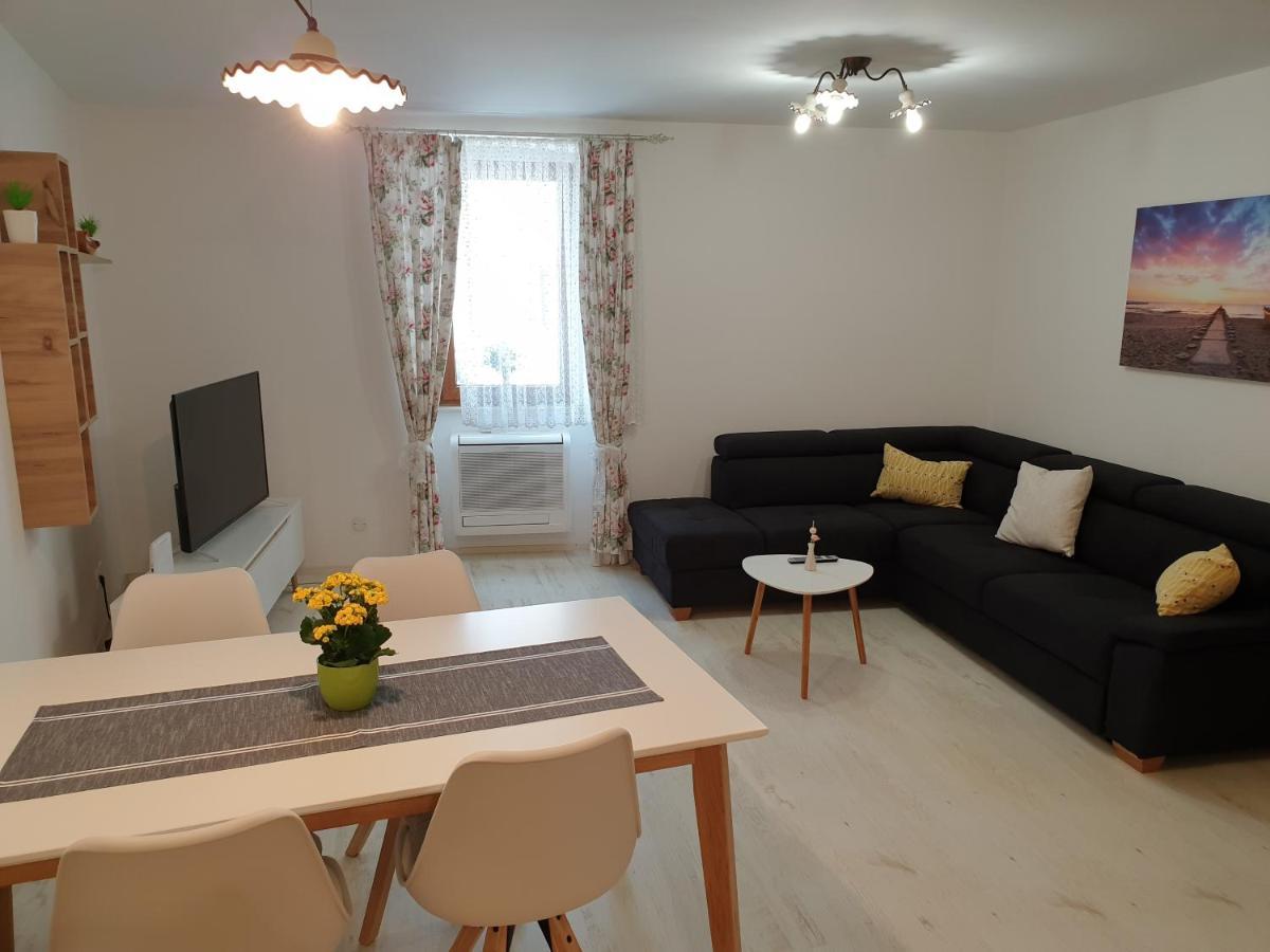 Apartment Old Town Умаг Экстерьер фото