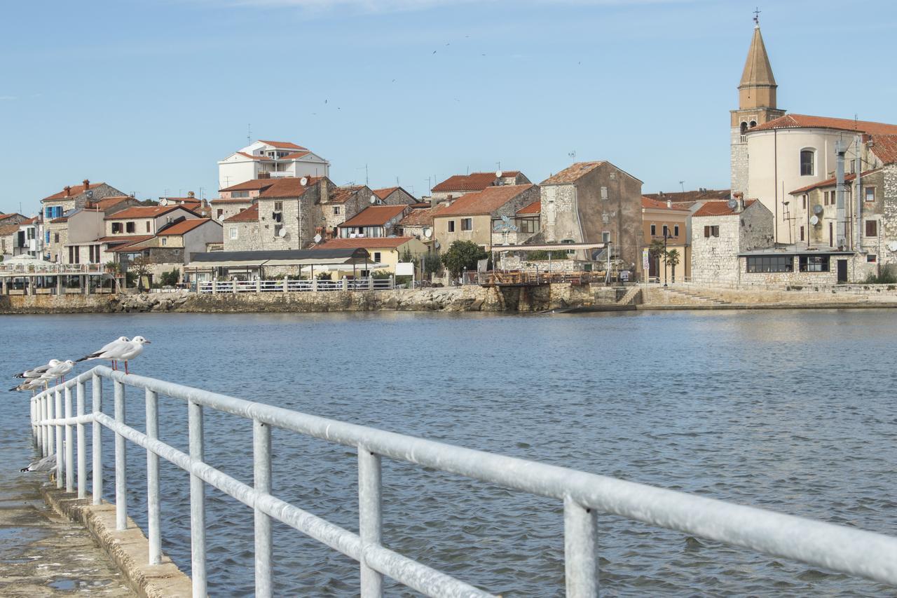 Apartment Old Town Умаг Экстерьер фото